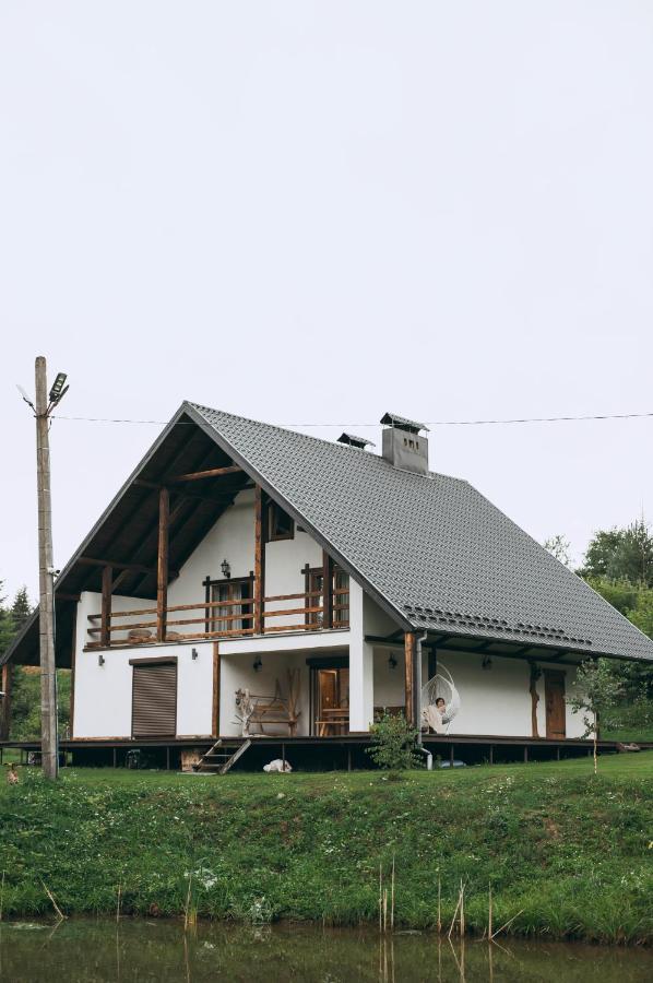 Vila Dolyna Mykolaya Mihove Exteriér fotografie